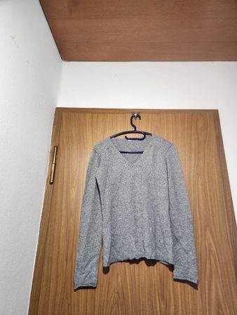 Pull AutreTon en cachemire gris col V taille 1