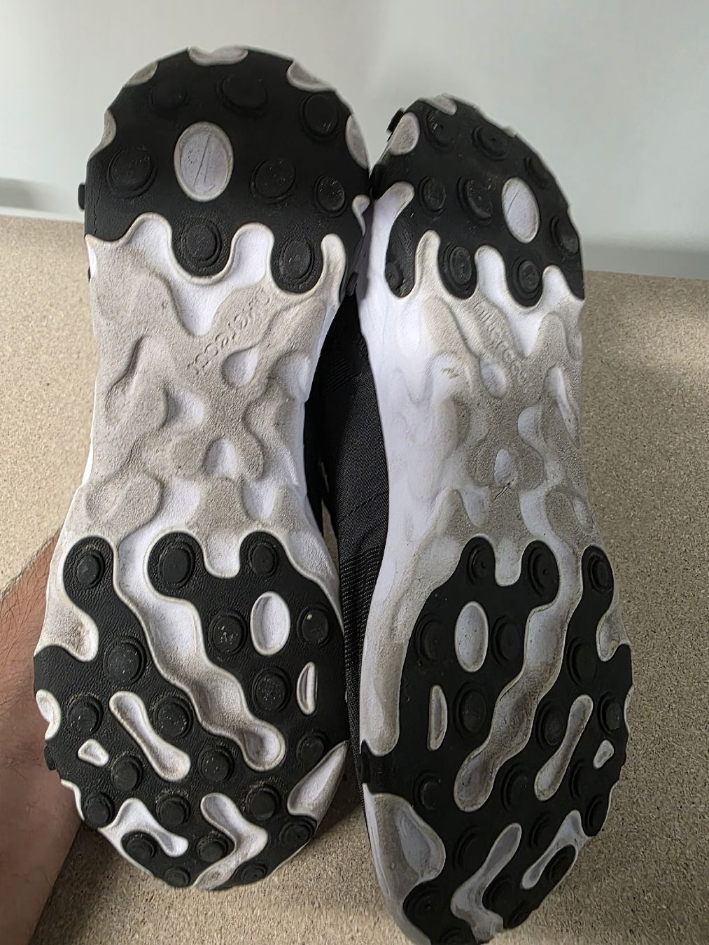 Nike Herrenschuhe: Nike Sneaker React schwarz weiss Grösse 42.5 top – Gebraucht aus Reinach BL von bru_qpv2 3