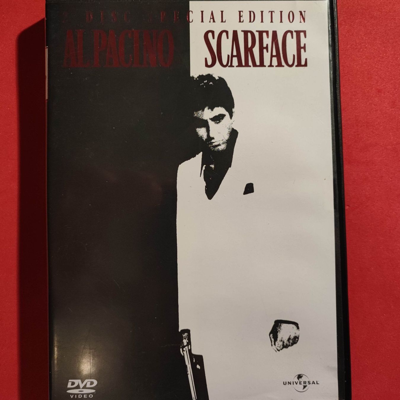 Tutti i DVDs: Scarface - 2 Discs - Special Edition – Usato da Dübendorf venduto da kb86_MOVIE