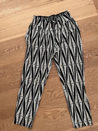 luftige Sommer - Stoffhose der Marke LASCANA