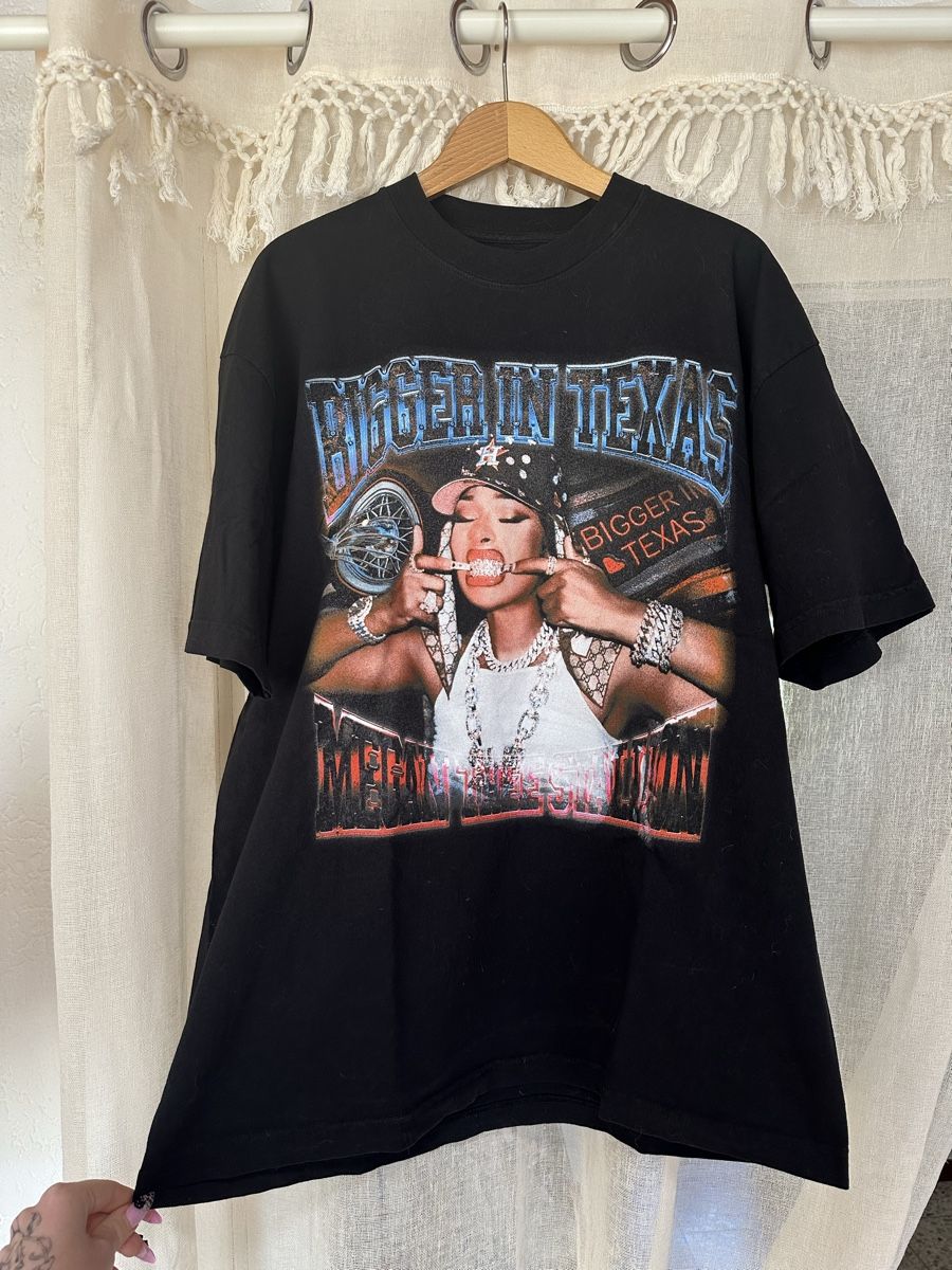 T-shirt: T-shirt Megan Thee Stallion – Nuovo (secondo la descrizione) da Corgémont venduto da Chloesellsthings