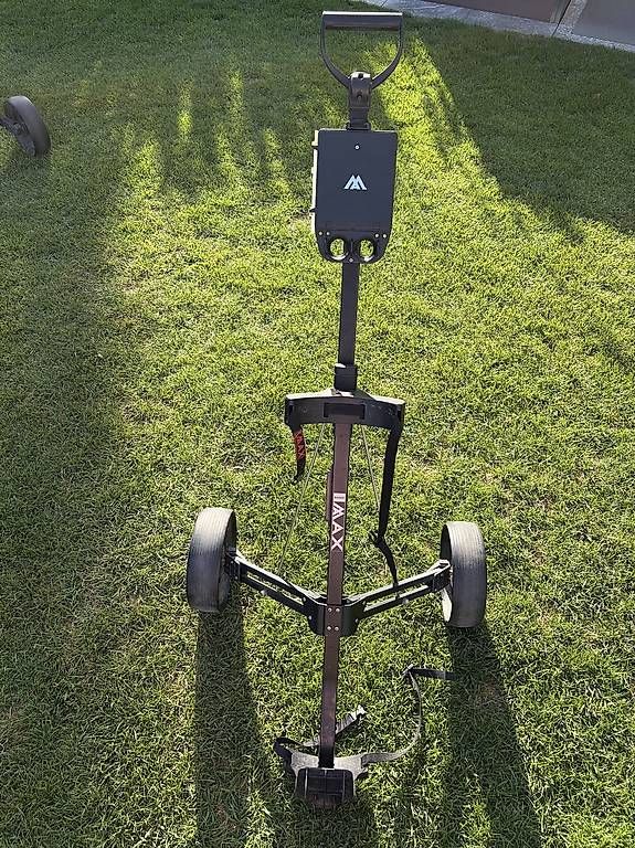 Big Max Trolley: Big Max Basic Golf Trolley Caddy  klappbar & robust – Usato da Gümligen venduto da NiciScheidi