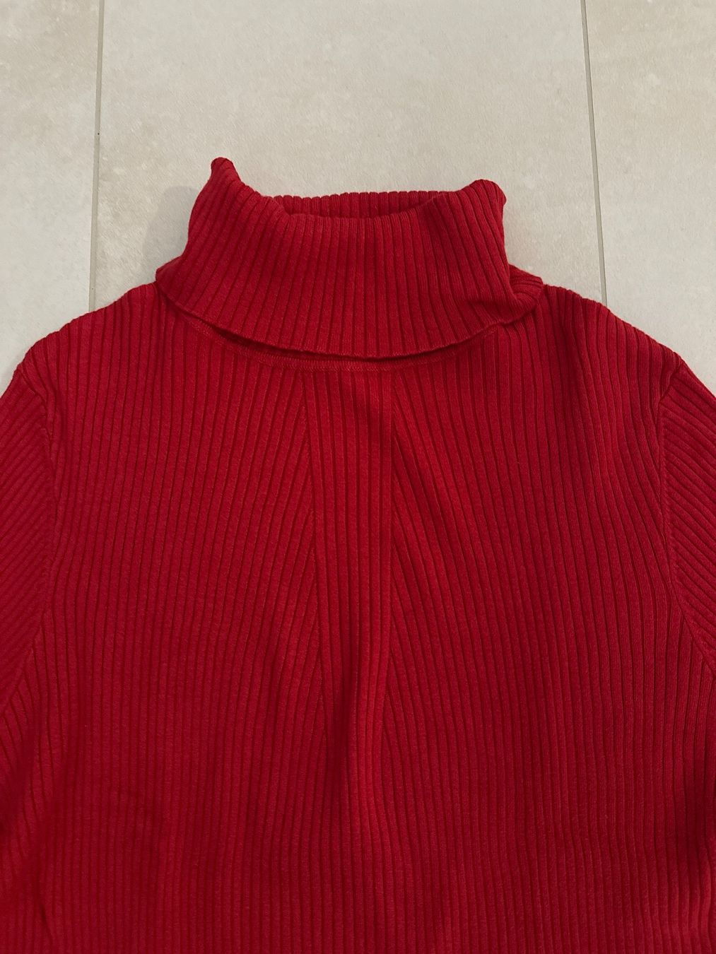 Pullover & Sweatshirts: Damen Rollkragenpullover rot – Gebraucht aus Zug von Hehe 1