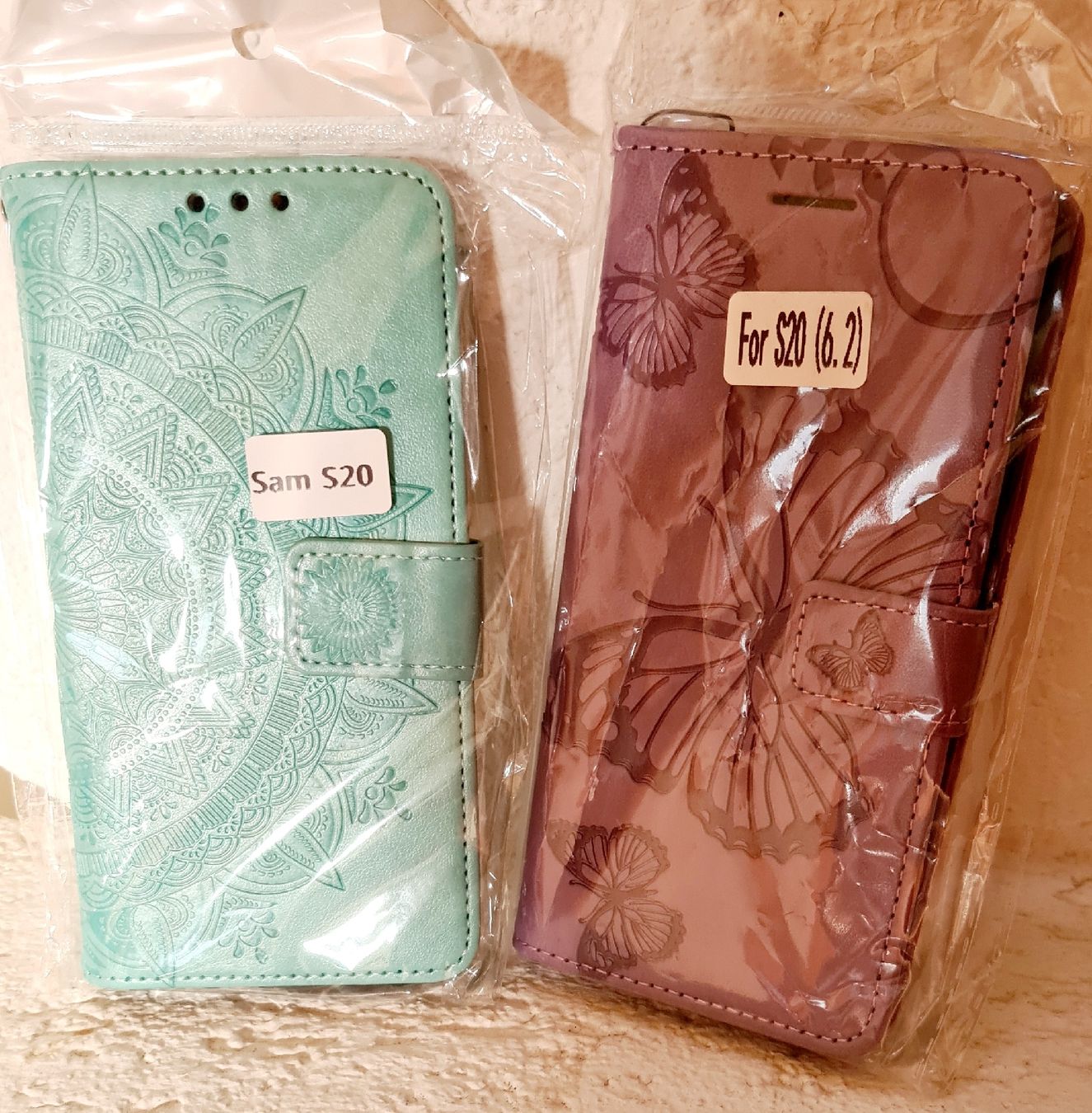 Samsung Cover & Protezioni schermo: 2x Étuis pour Galaxy S20 – Nuovo e nell'imballaggio originale da Biel/Bienne venduto da gde_2hgy