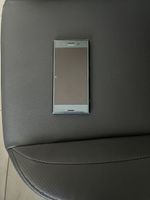 Sony Xperia X Smartphone defekt mit Zubehoer