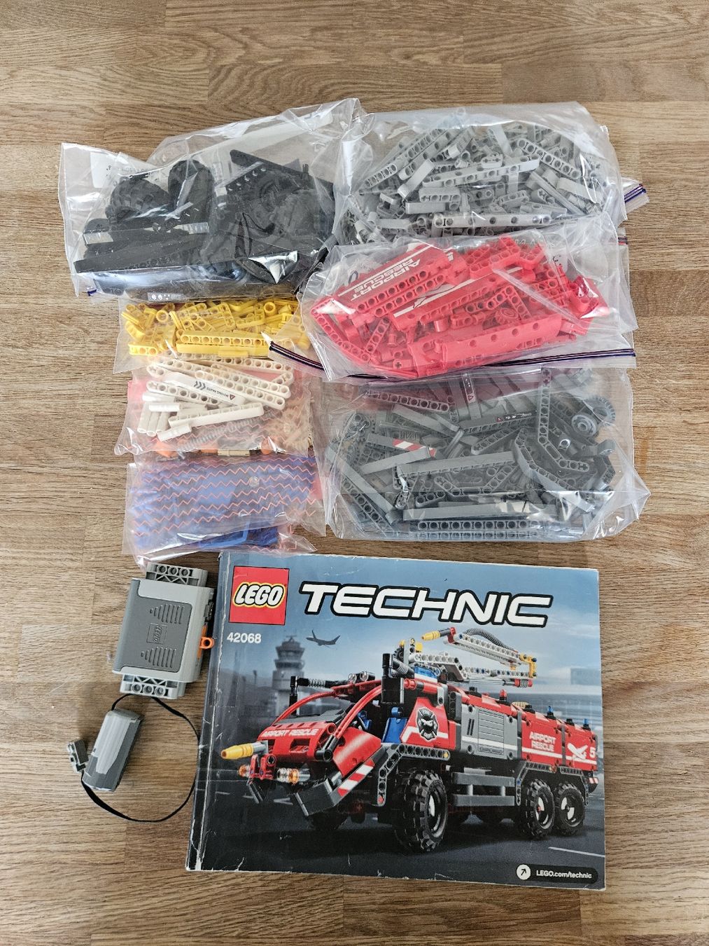 Lego Kit di costruzioni: Lego Technic 42068 – Usato da Winterthur venduto da Muebel 2