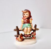 Süsse Goebel Hummel Figur Mädchen mit Korb (wie Rotkäppchen)