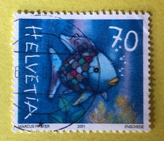 Nr.1027 GESTEMPELT Regenbogenfisch allein unterwegs 2001  ﻿