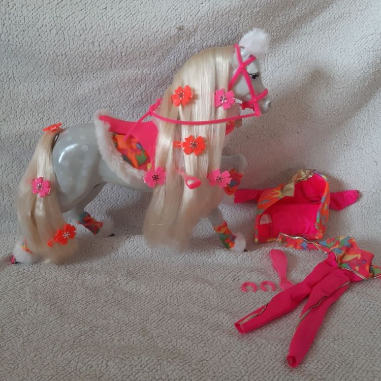 Barbie Snowdance Winter Horse Jingles 1991 – Mattel Vintage Avec Accessoires