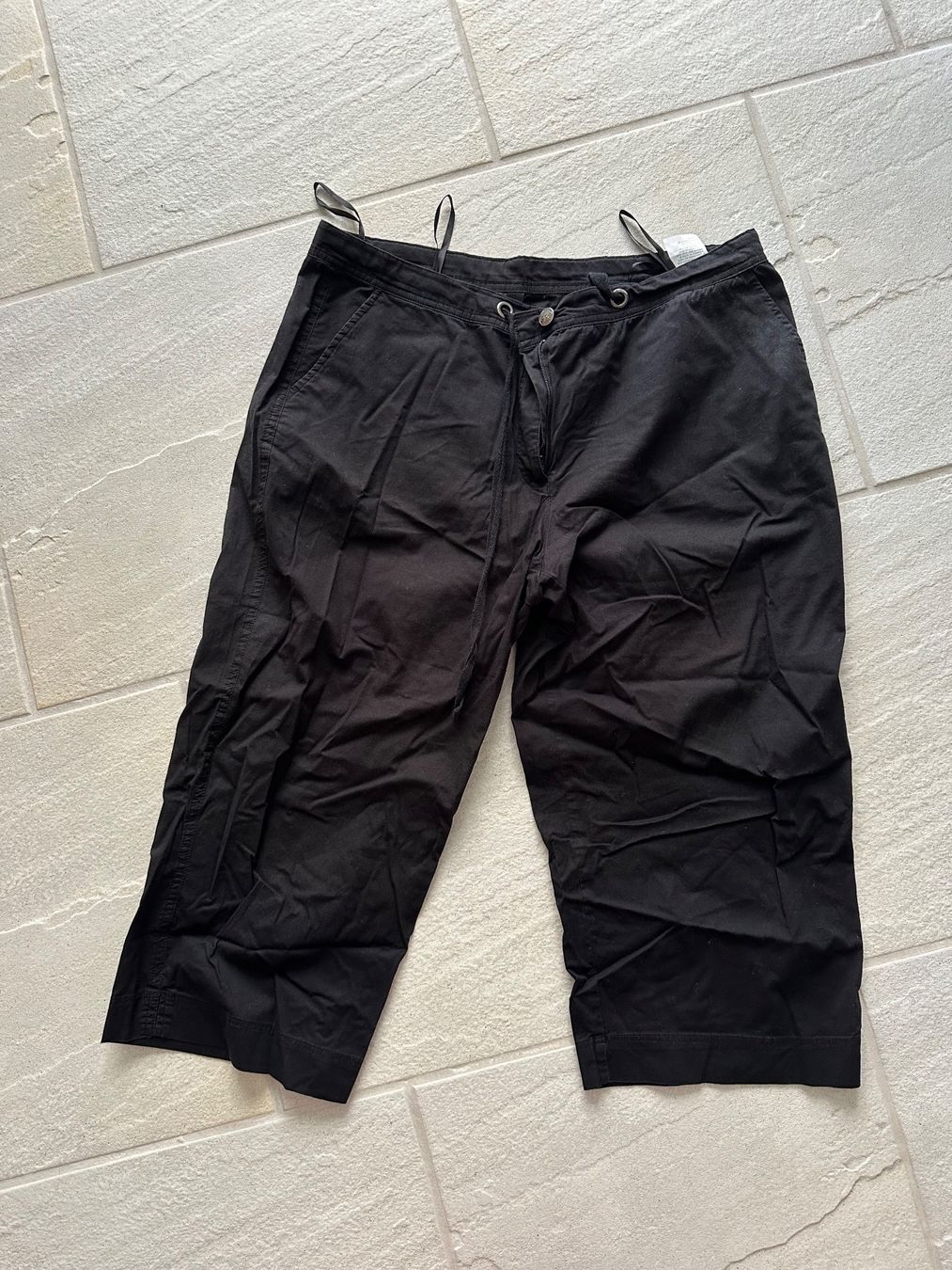 Pantaloni: Sommerliche Caprihose – Usato da Pfäffikon ZH venduto da bingo74