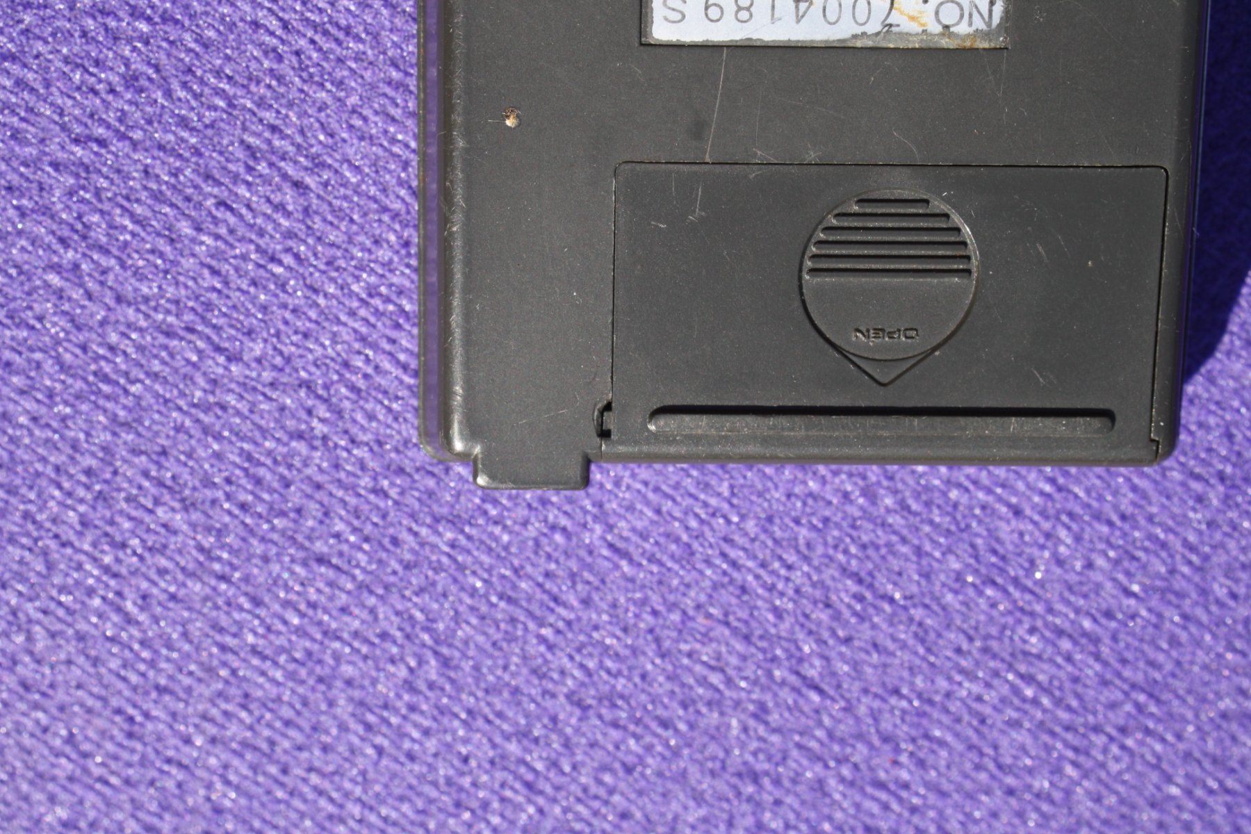 Sanyo Taschenrechner: SANYO VINTAGE LED TASCHENRECHNER – Gebraucht aus Wauwil von Pneuedy 8