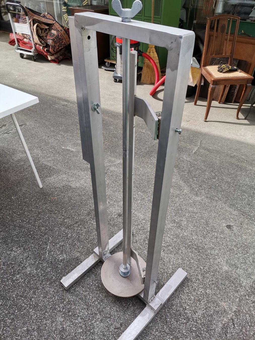 Altro in Decorazioni & Accessori: Papierrollen schneidständer Senkrecht, Schneidständer – Usato da Wiedlisbach venduto da materialkreislauf 6