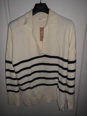 Pull blanc T. L
