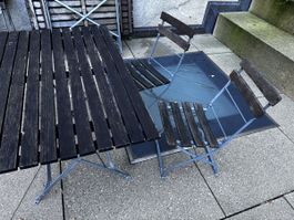 Gartentisch mit 4 Stühlen dunkel Holz Metall gebraucht