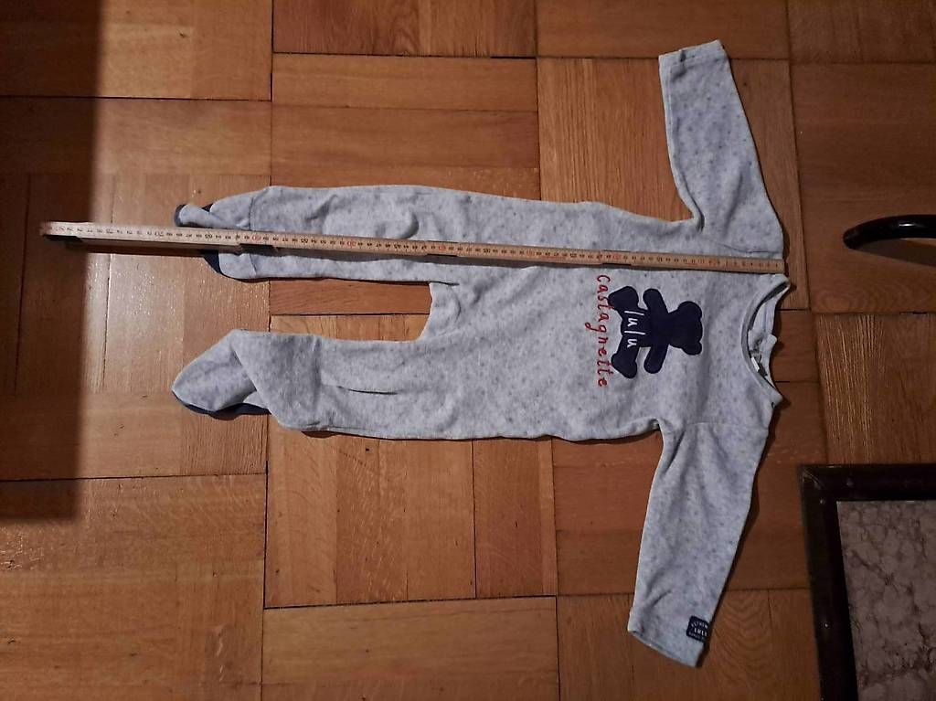 Pigiama & Simili: pyjama bébé taille 80  à vendre à Gland  – Usato da Gland venduto da bug_s7rw