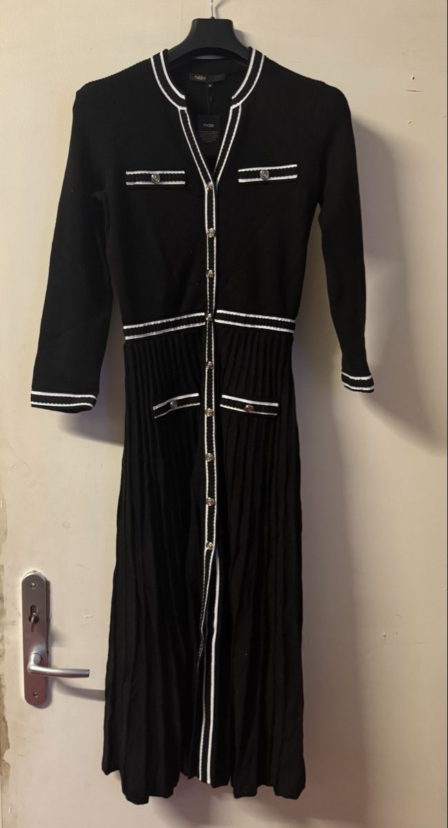 Maje Vestiti: Strickkleid Maje Grösse 34 neu – Nuovo (secondo la descrizione) da Schlieren venduto da Freundlich02