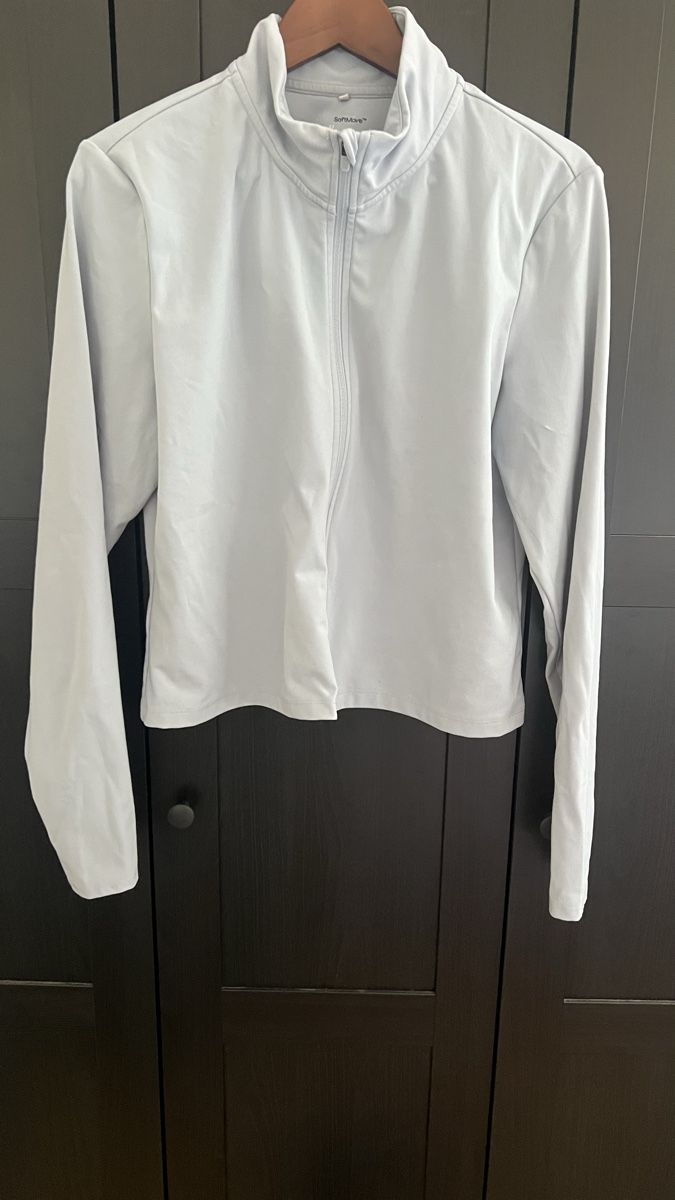 Maglioni & Felpe: H&M XL zip up Pulli Jäckchen  – Usato da Sisseln venduto da nt.geschenkshop