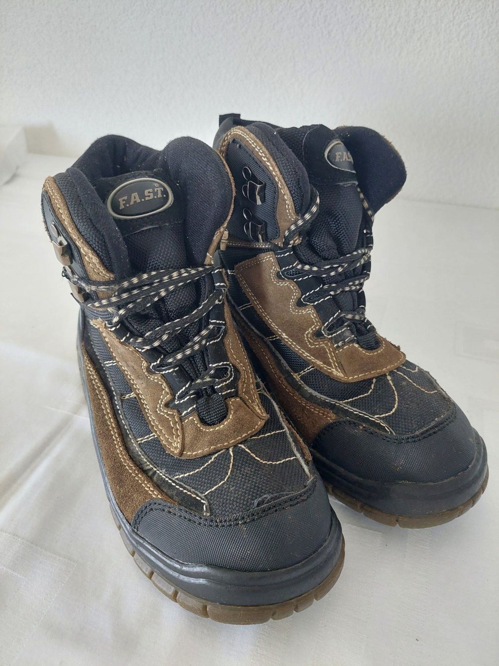 Scarpe da uomo: Wanderschuhe Grösse 37 – Usato da Frauenfeld venduto da Hmei8293 4
