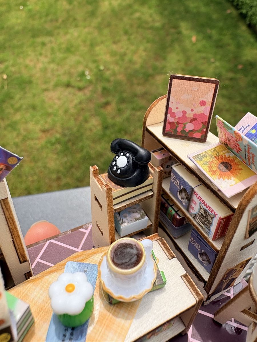 Case e mobili per bambole: DIY Miniature Buchladen – Nuovo (secondo la descrizione) da Binningen venduto da chr_g6n2 3