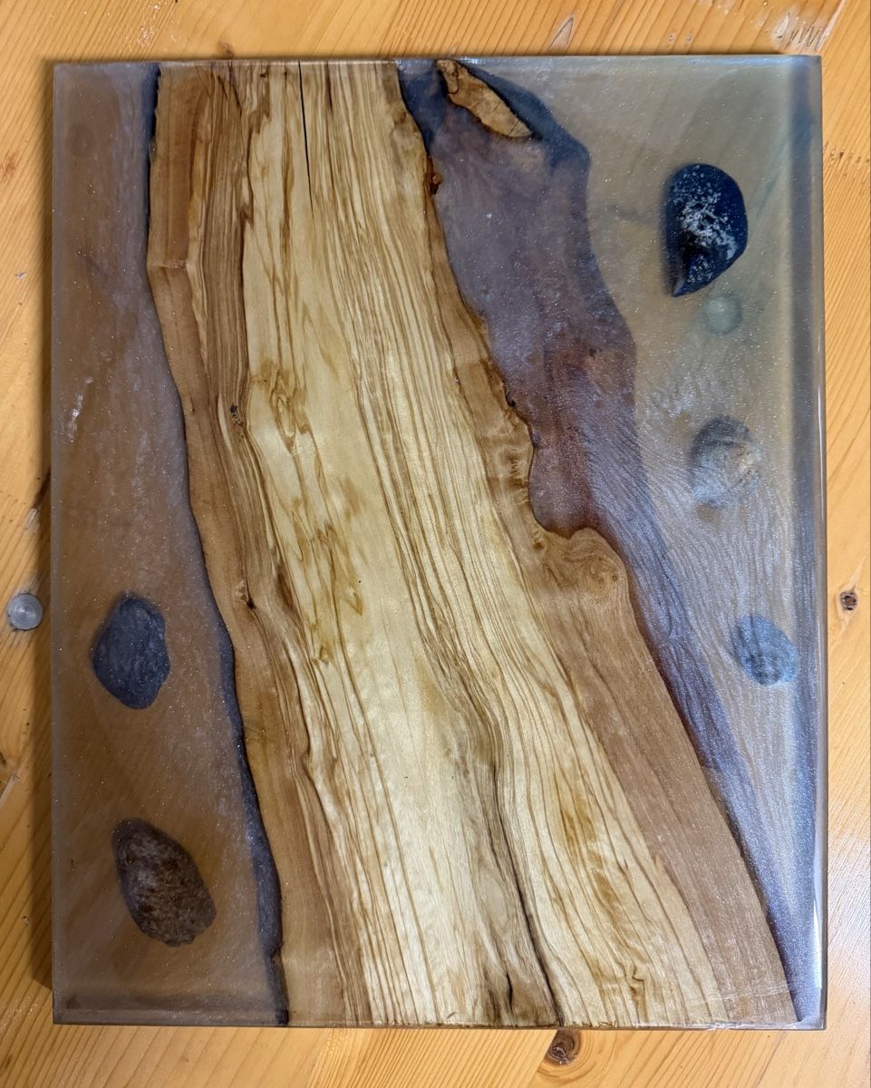 Holzartikel: Olivenholz Epoxid Harz Brett – Neu (gemäss Beschreibung) aus Ellikon a d Thur von hoc_mds8