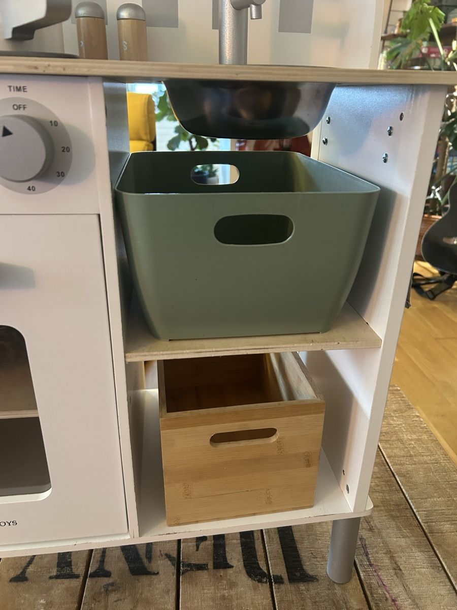Spielzeuge: Kinderküche aus Holz von New Classic Toys – Gebraucht aus Zürich von littledine 4