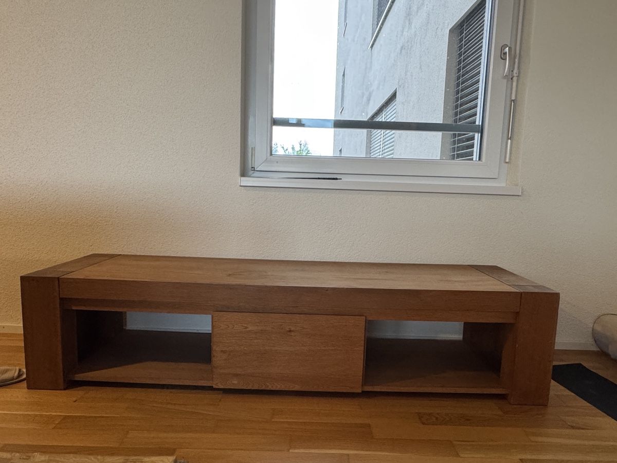 Mobili TV: TV Möbel Massivholz – Usato da Lenzburg venduto da eli_jrc2
