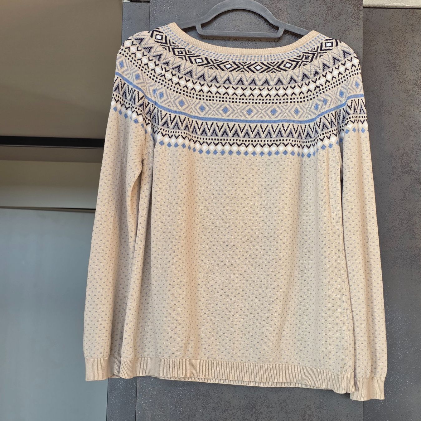 Pullover & Sweatshirts: 🐸 PULLOVER MIT SCHÖNEM WINTERMUSTER NORWEGER MUSTER M – Gebraucht aus Môtier (Vully) von Frogs 5