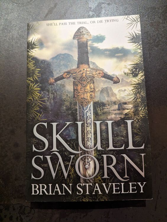 Brian Staveley's Skull Sworn ENG | Kaufen auf Ricardo