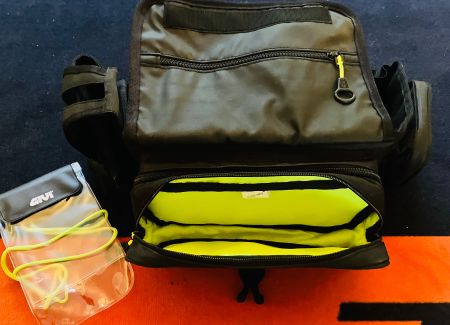 Givi Hüfttasche schwarz mit diversen Taschen, ungebraucht!