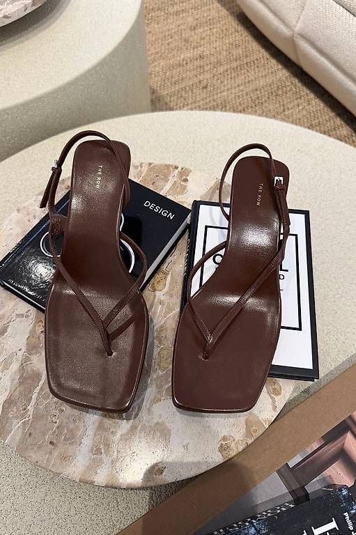 The Row Chaussures femmes: THE ROW SANDALEN – Neuf (Voir description) à Schwyz par bofb