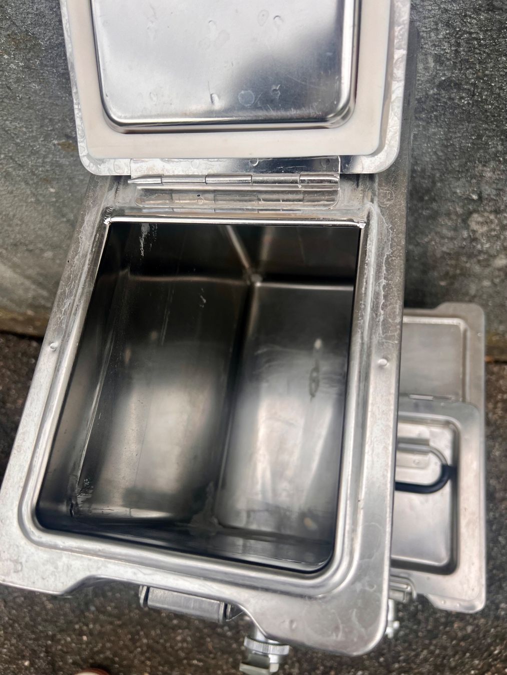 Baucontainer: Air Dolomiti Hot Liquid Container – Gebraucht aus Ostermundigen von airline-trolley 3