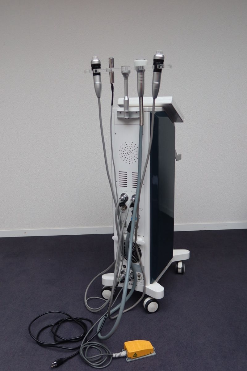 Medizinische Geräte: Fractional RF Microneedling, Modell Cellina – Gebraucht aus Walchwil von max_f8zl 4