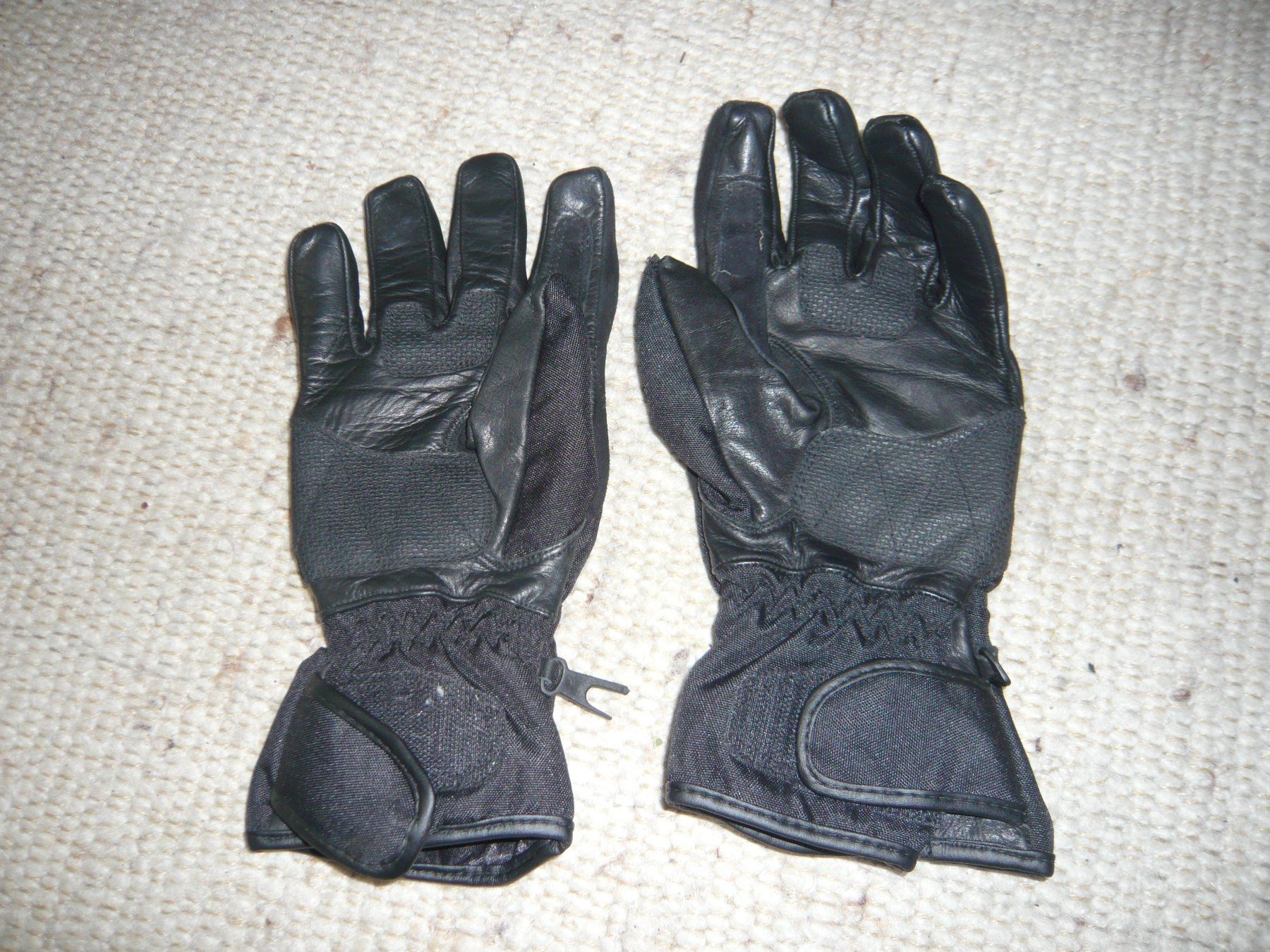 Gants & mitaines : Motorradhandschuhe – D'occasion à Ruggell par Btt 1