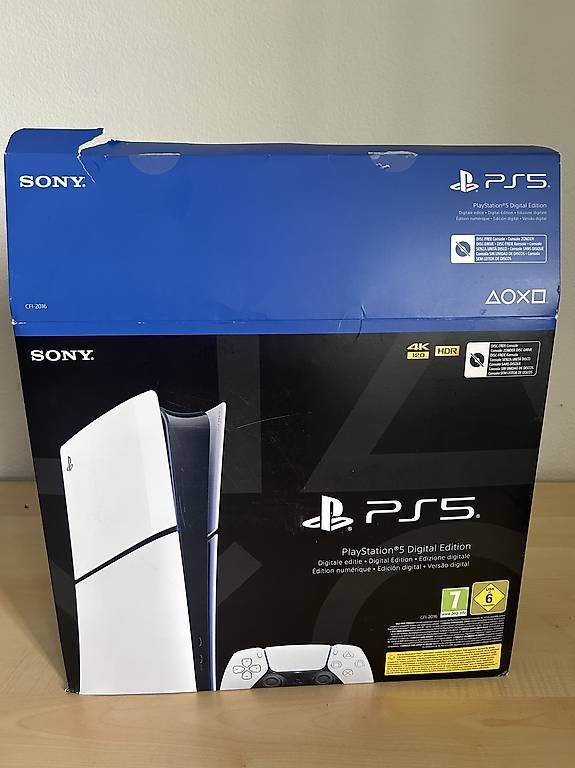 Console: Playstation 5 Digital Edition Slim 1TB – Usato da Zürich venduto da car_2crh 2