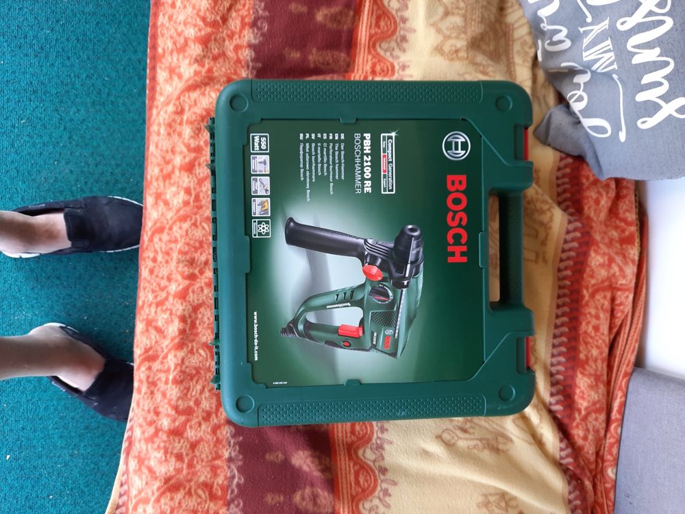 Perforateur-burineur Bosch PBH 2100 RE - 230V - Neuf Sous Emballage