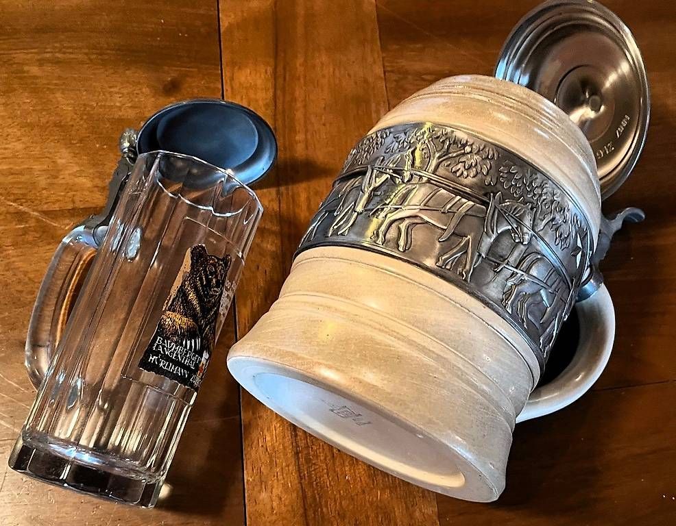 Bicchieri: 2 Schöne  Bierkrüge – Usato da Häusernmoos venduto da Koi-Gartenteich 2
