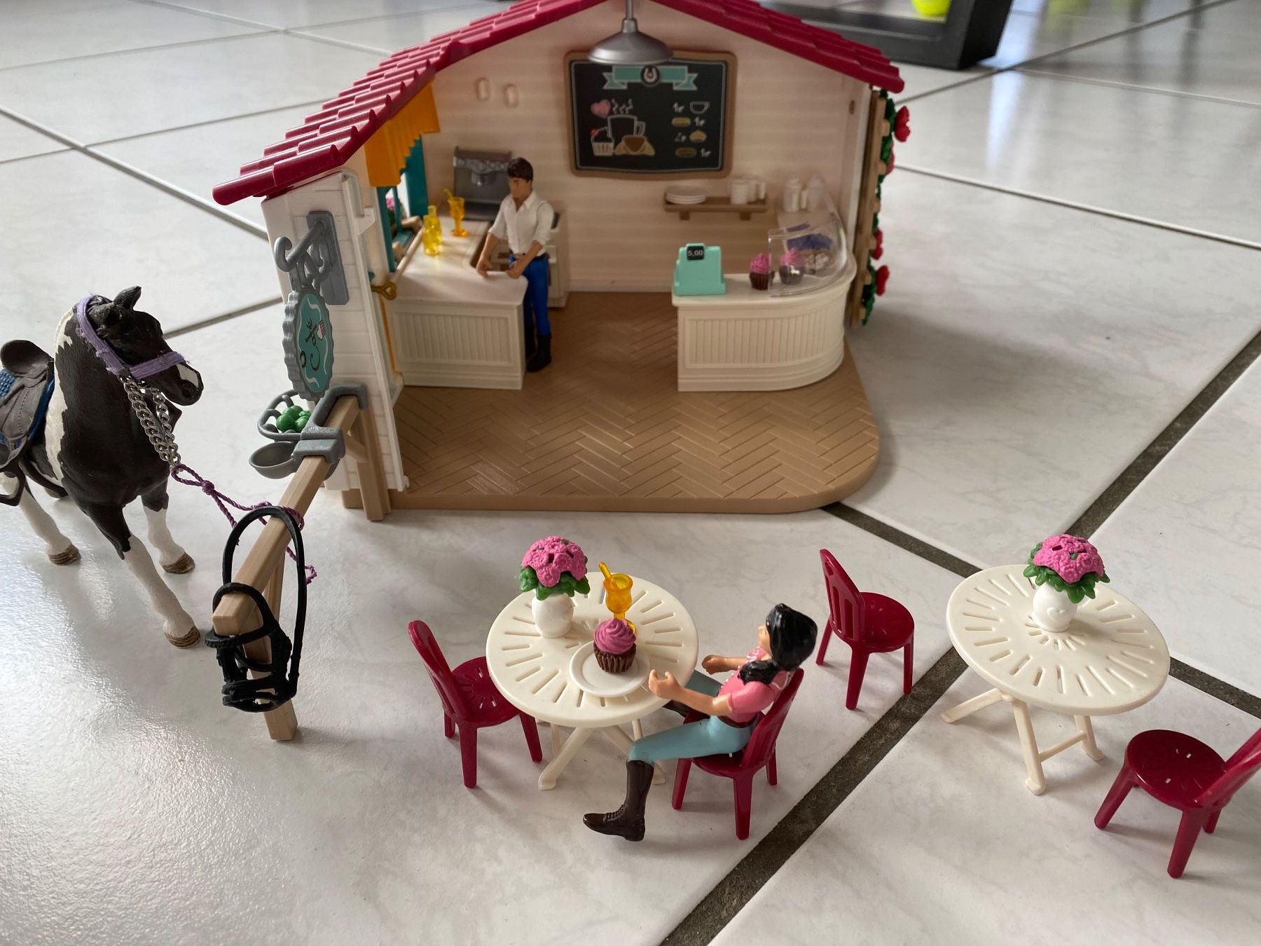 Schleich Jouets: Schleich - Pferde-Kaffee – D'occasion à Steffisburg par Naedu6 1