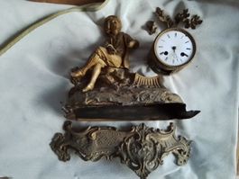 Antike Kaminuhr Figur Uhrwerk Bronze zum Restaurieren