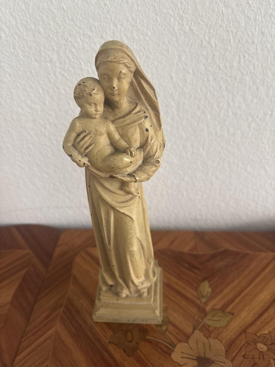 Figurines: Maria mit Jesuskind  – D'occasion à Kriens par Wundertuete17