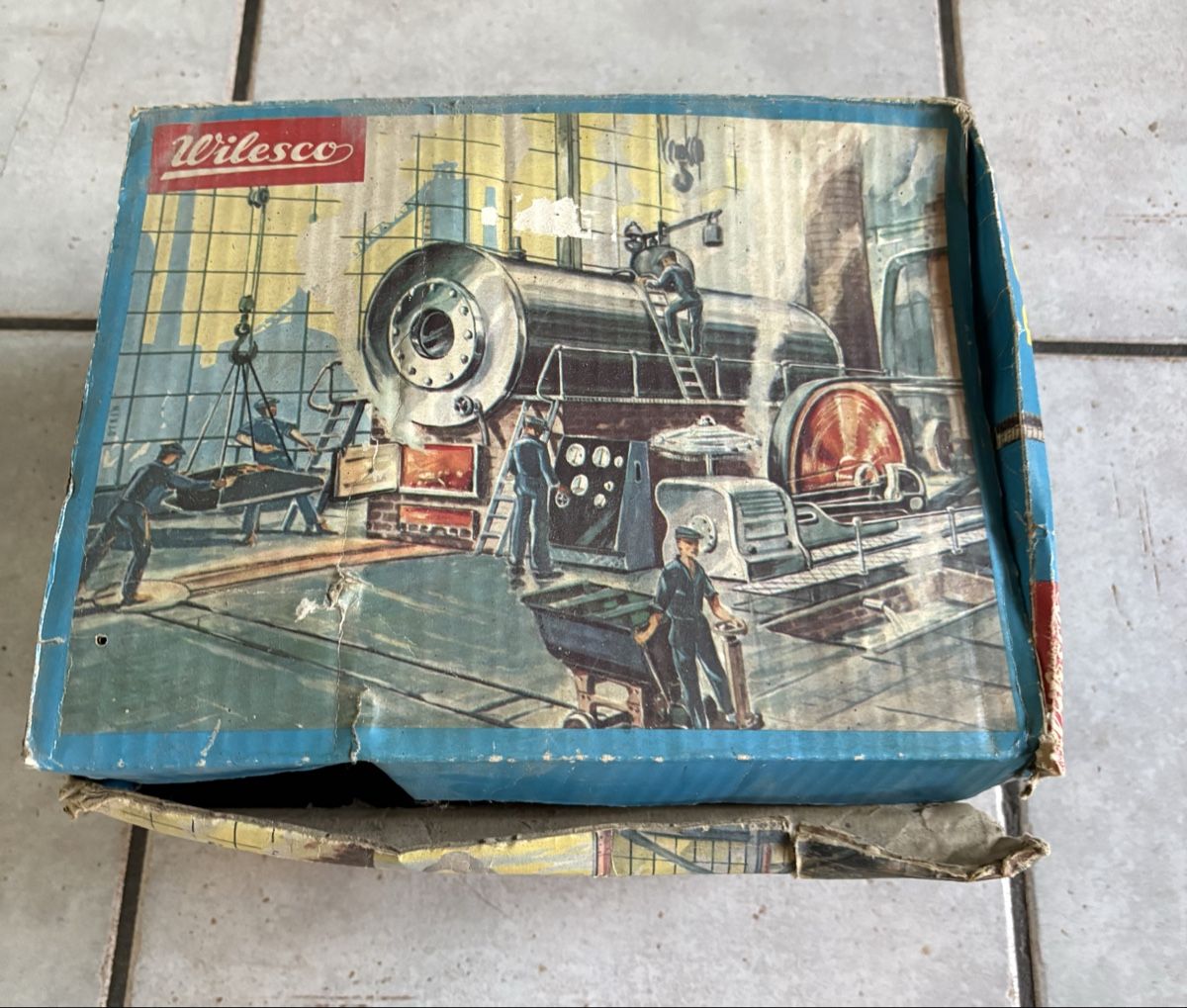 Wilesco Kit di modellismo & Modellini statici: Wiesco Dampfmaschine D8 – Usato da Reichenbach im Kandertal venduto da rue_88nv 4