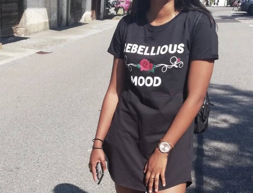 T-Shirts: schwarzes Tshirt – Gebraucht aus Kriegstetten von suji18