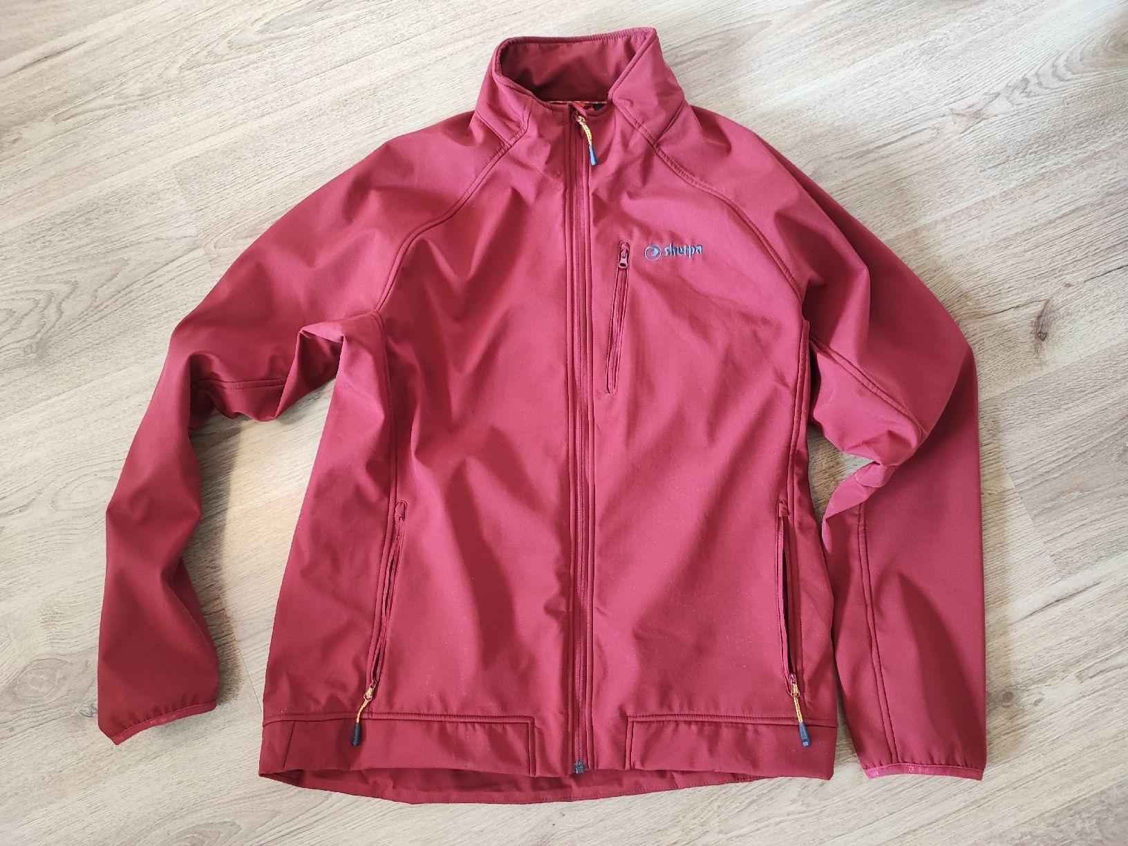 Sherpa Giacche: Sherpa Softshelljacke L-XL – Usato da Ebikon venduto da brombomboli