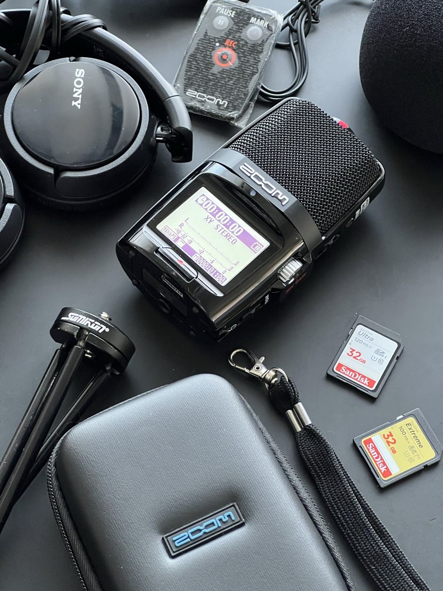 Zoom Registratori: Zoom H2n Recorder komplett Kit inklusive Tasche – Usato da Basel venduto da audiophiler