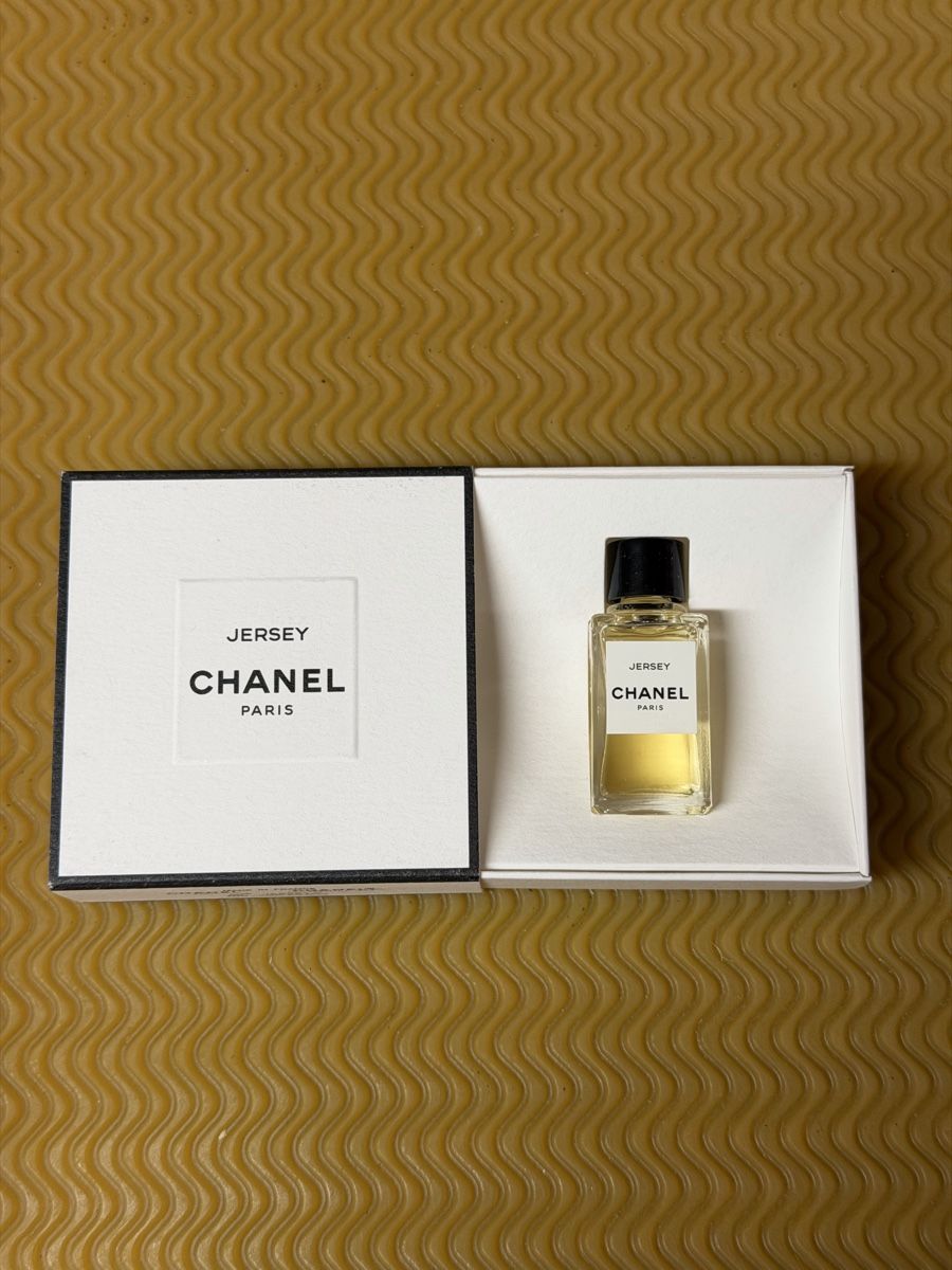 Chanel Profumi & Eau de Toilette: Chanel Jersey miniature – Nuovo e nell'imballaggio originale da fey venduto da Caductilometre
