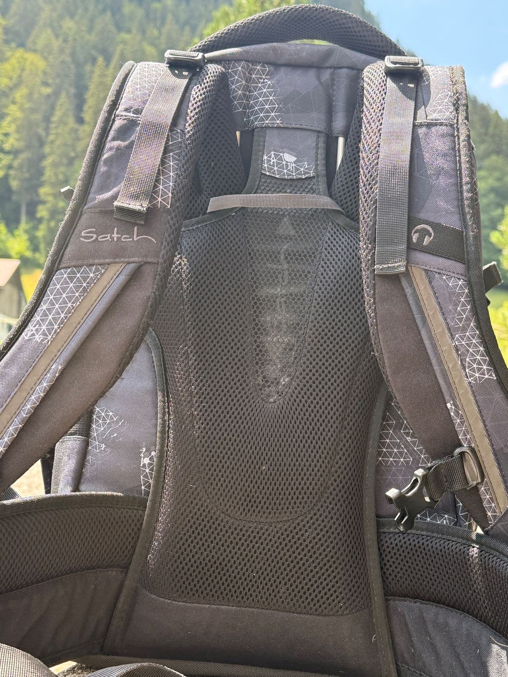 Satch Zaini: Rucksack Satch grau/schwarz Muster guter Zustand – Usato da Saanen venduto da aom01 3