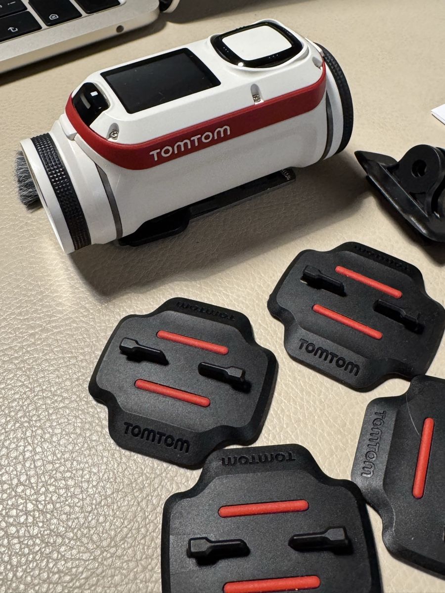 Tomtom Action Cam: Tomtom action cam 64 GB – Usato da Zürich venduto da reg_vvr6 2