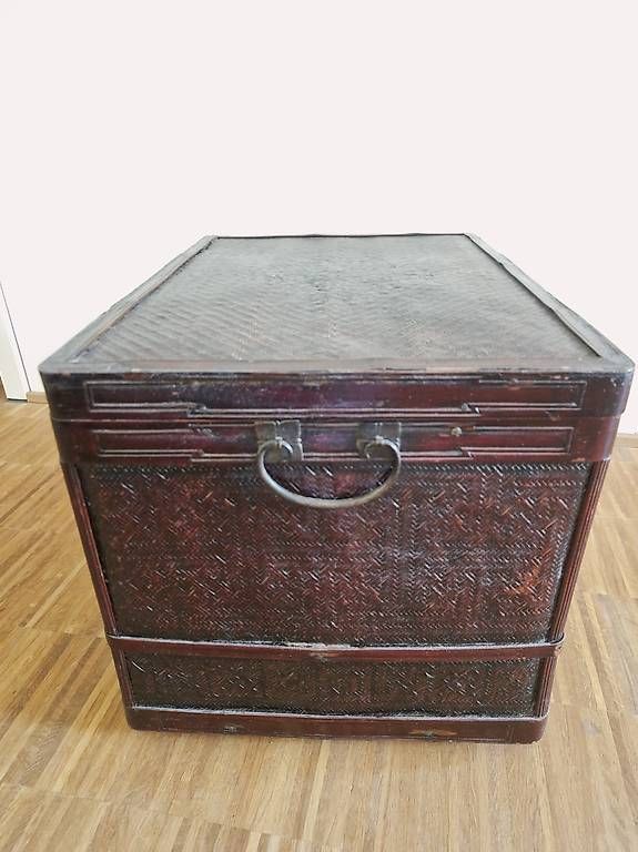 Truhen: Truhe – Gebraucht aus Zürich von 37g 2