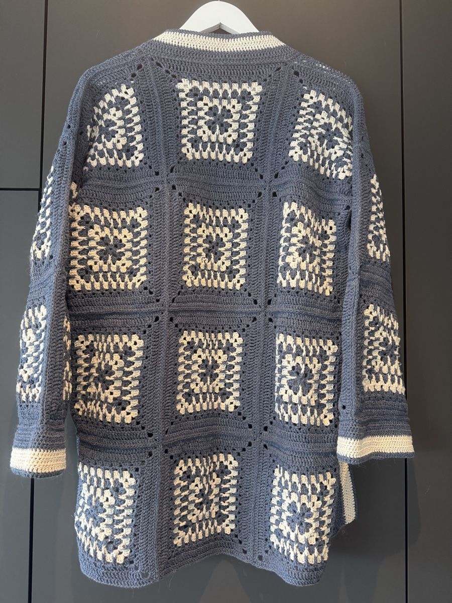 Giacche: Gehäkelte Granny Square Jacke, Cardigan – Nuovo (secondo la descrizione) da Adligenswil venduto da Esthee 1
