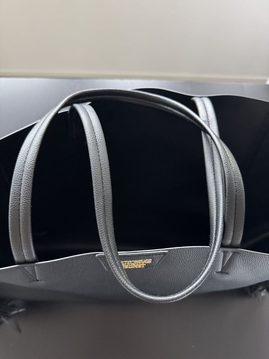 Victoria's Secret Borse da donna: Grosse Tasche mit Fransen Schwarz – Usato da Zürich venduto da Jen10 3