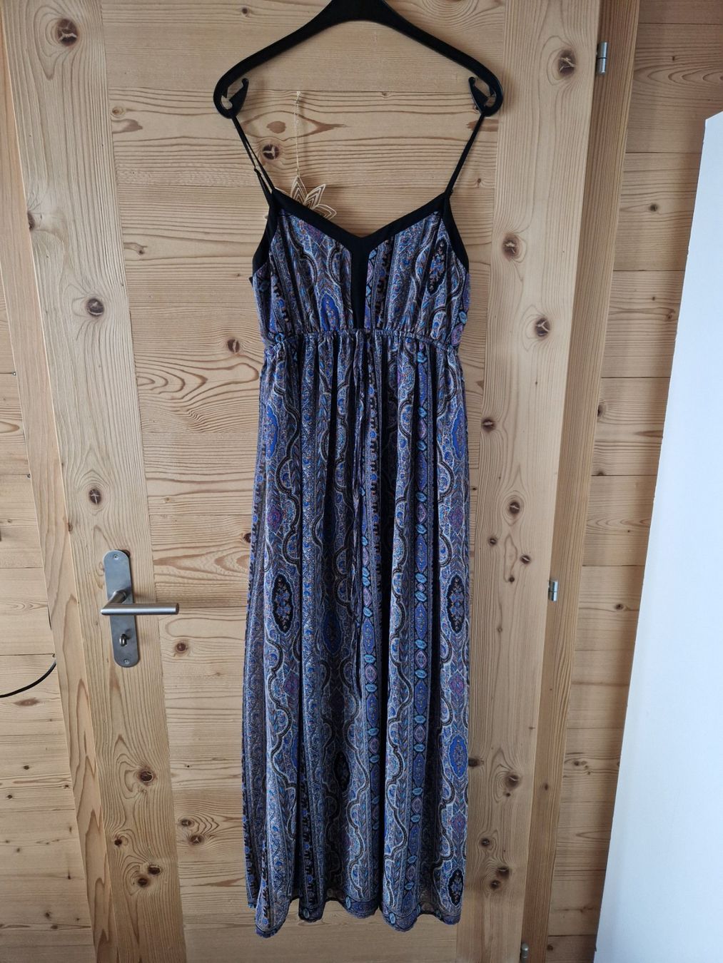 Vestiti: Neuwertiges Maxikleid Gr. S – Usato da La Comballaz venduto da Priska_92